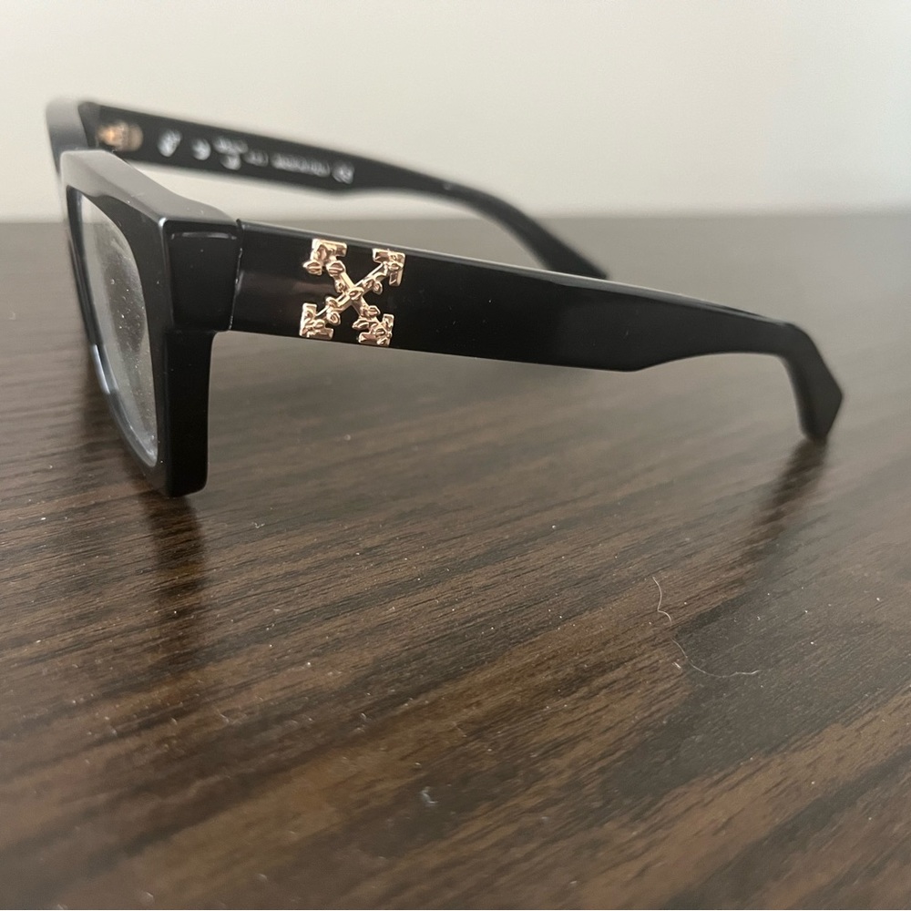 OFF-WHITE glasses - Picture 2 of 3
